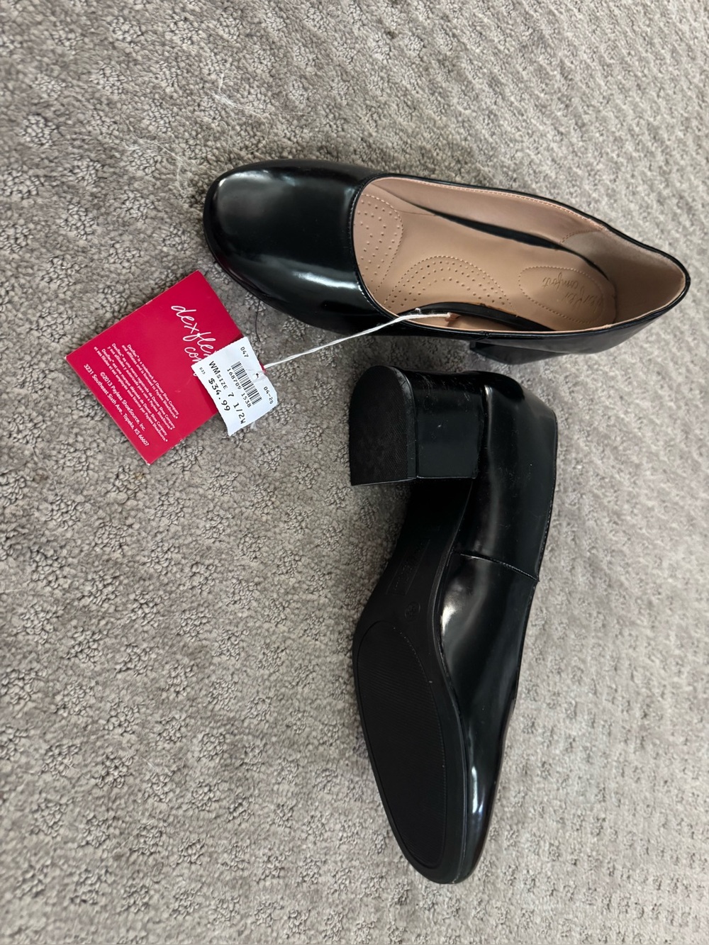 NWT Women’s dexflex comfort Black Patent Block Heel Pumps